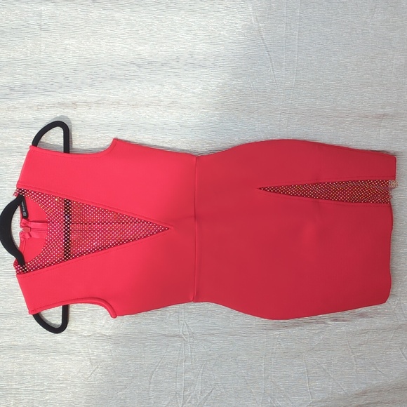 New Beautiful Bella Barnett Dress, red color, size Large, bodycon. - Picture 3 of 14